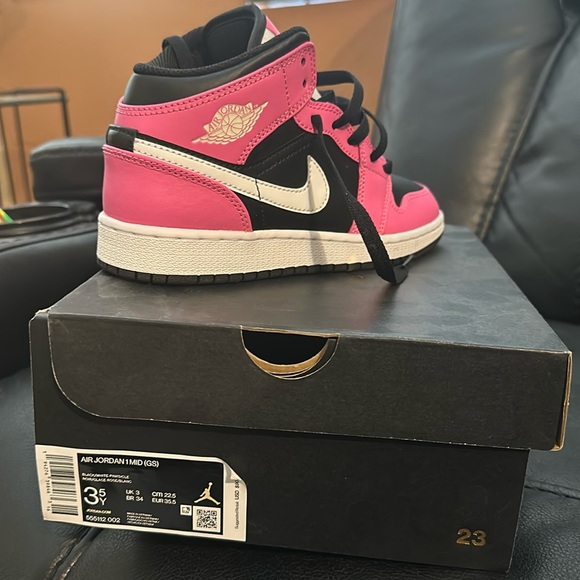 New Jordan 1s - Picture 1 of 1